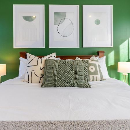 Gorgeous In Green - 2 Bed Central Oasis W/King Bed 基督城 外观 照片